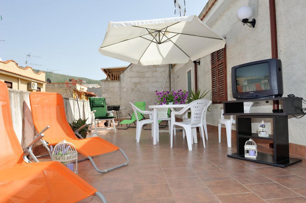 Case Vacanze Terra Sinus Terrasini Ngoại thất bức ảnh
